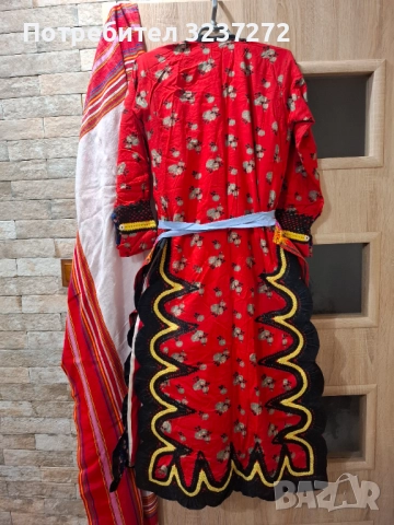 Автентична родопска носия , снимка 2 - Антикварни и старинни предмети - 52898620