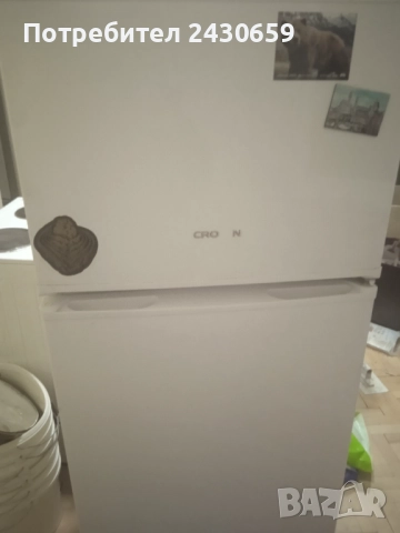 Хладилник Crown с отделна камера
