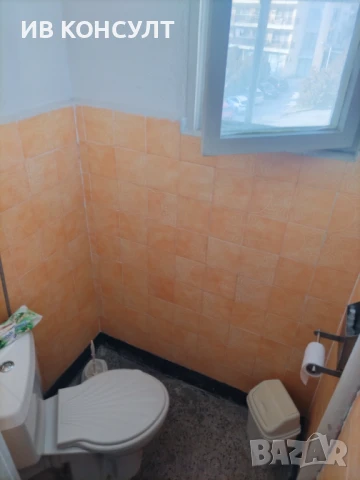 Продавам многостаен апартамент в Трите чучура център, снимка 16 - Апартаменти - 50797618