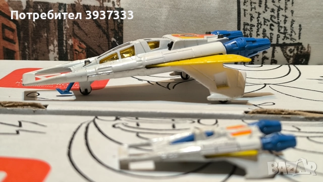 Два старфайтъра на английската фирма Корги к-кт., снимка 5 - Други ценни предмети - 52821580