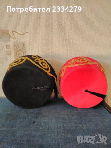  Фесове турска шапка, бродирани терлици от чеиз и кърпа за носия и танци., снимка 10 - Антикварни и старинни предмети - 38397352