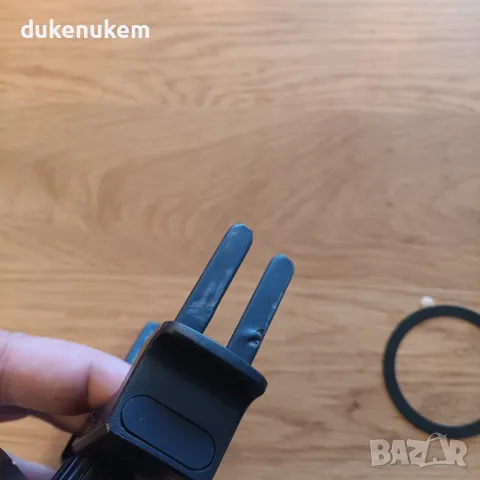 Магнитна стойка за телефон, за кръгли вентилационни отвори за Mercedes, снимка 11 - Аксесоари и консумативи - 50000483