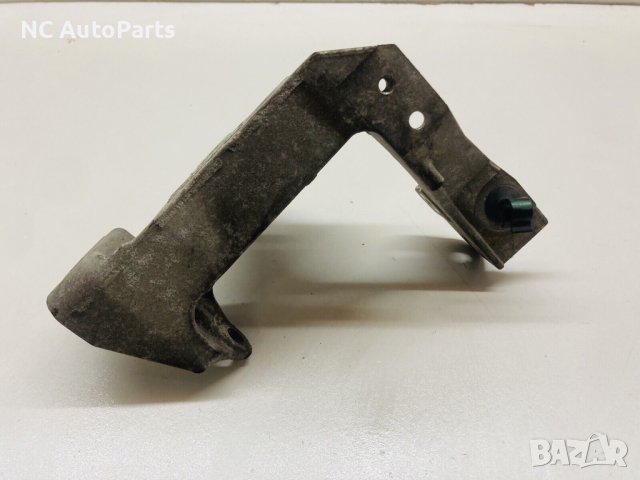 Бракет за двигател за Mercedes X class Nissan Navara 2.3 190 RENAULT 922377470R 2018, снимка 8 - Части - 43199966