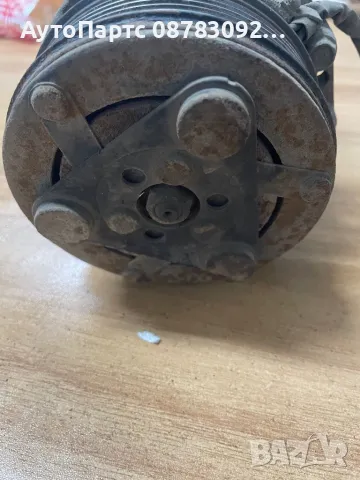 Компресор климатик за Opel Meriva A Minivan (05.2003 - 05.2010) 1.6 16V, 100 к.с., снимка 2 - Части - 48490789