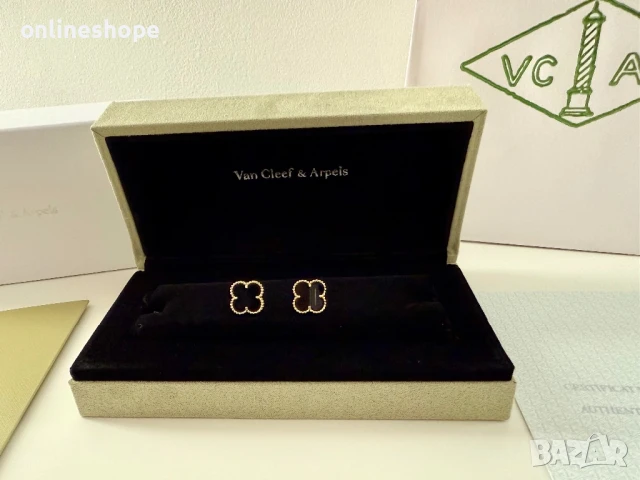 Van Cleef & Arpels Обеци с 18к Златно покритие - Цвят черен + Кутия, снимка 3 - Обеци - 51412249