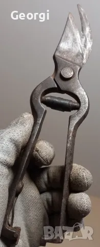 немска стара лозарска ножица има маркировка на нея