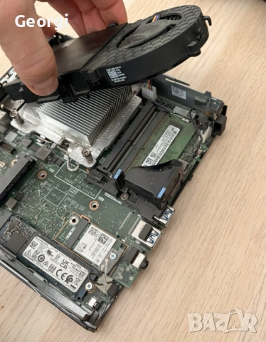 Mini PC Dell 7010 micro i5-13600t, 16GB рам, 1TB ssd, WiFi, Win11, снимка 4 - Работни компютри - 52835558