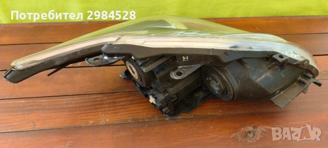 Ляв фар за Toyota Prius / Тойота Приус, снимка 5 - Части - 50711364