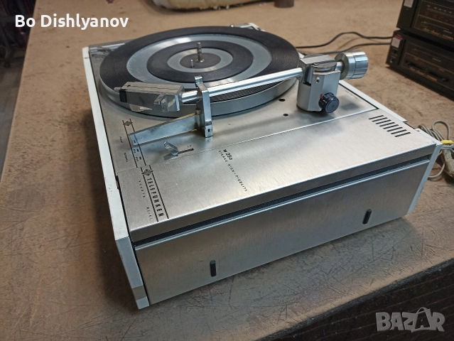 грамофон + един за подарък , снимка 3 - Грамофони - 52680076