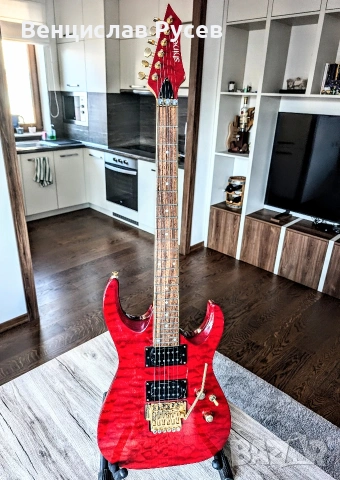 Shine SIL 402 Trans Red, 2003, Korea, снимка 2 - Китари - 53018796