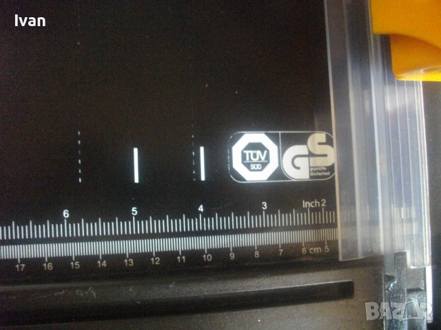 66см-Голяма Гилотина/Резачка За Хартия-А3-А6-Резец Видиран-ф50мм-Отлична-GAMMA, снимка 6 - Други инструменти - 37418553