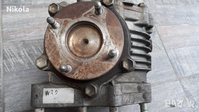 Раздатка и полуоска за RAV4 2.2 2007