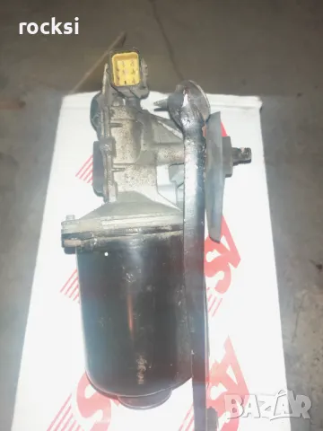 Моторче за чистачки за Ровър 200 1.4 16V 1999г.