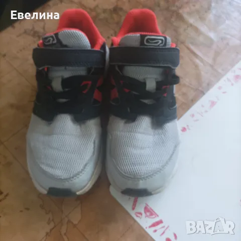 Маратонки бързоходки, снимка 2 - Детски маратонки - 49540492