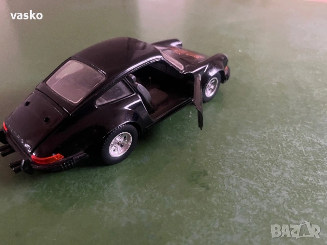 Burago Italy 1:24, снимка 5 - Колекции - 53414061