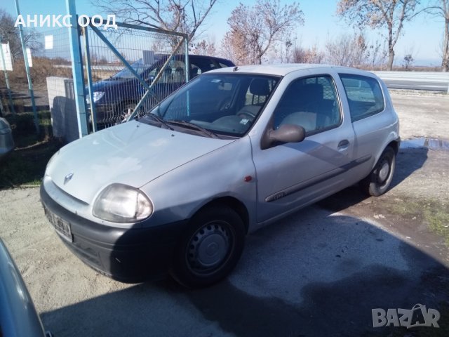 Renault Clio на части, снимка 2 - Автомобили и джипове - 35301331