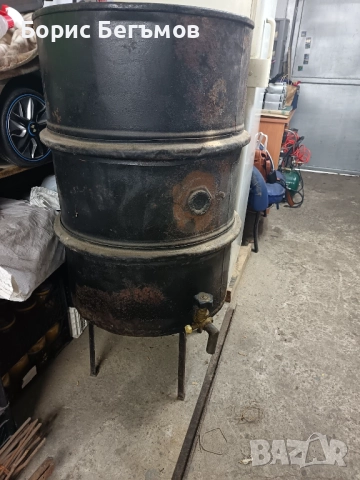 200 литров варел с кран и стойка