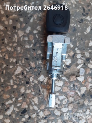 Ключ с патрона лява врата за VW Passat B5,Вora,Lupo, снимка 3 - Части - 40053950