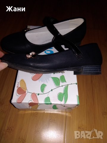 Детски черни обувки, снимка 4 - Детски обувки - 26404031