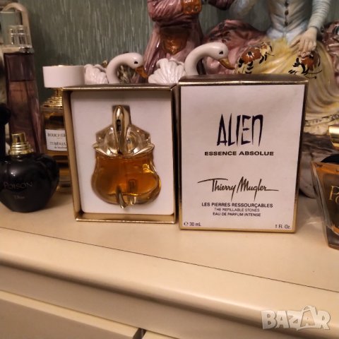 Alien Essence Absolue Mugler 30 мл  , снимка 1 - Дамски парфюми - 38854929