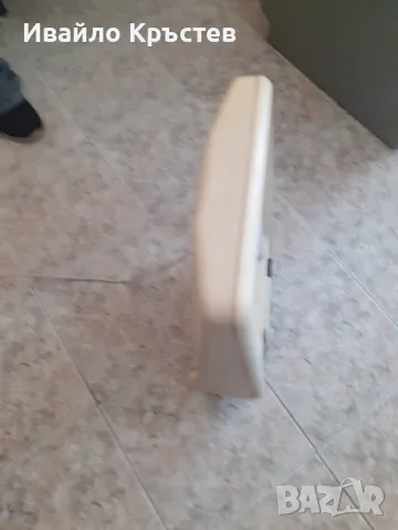 Продавам соларнокозметична лампа, снимка 3 - Соларни лампи - 49572663