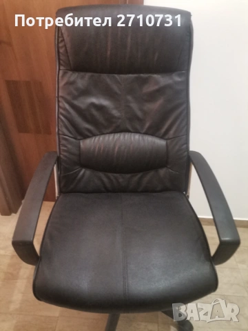 Офис стол , снимка 4 - Столове за офис - 53496526