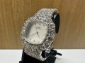 Луксозен дамски часовник Tempo di Donna Swarocvski Crystals само за 150 лв. 