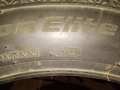 Продават се два броя зимни гуми 235 45 17, снимка 4