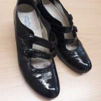 Оригинални, анатомични дамски обувки от естествен лак Wolky, снимка 1 - Дамски елегантни обувки - 37997890