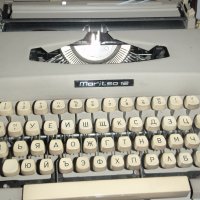 две портативни пишещи машини - налично, снимка 1 - Антикварни и старинни предмети - 26247445