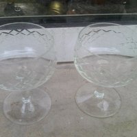 Две стари кристални чаши за коняк на Сливен, снимка 1 - Други ценни предмети - 37950900