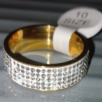 Пръстен-халка Злато с бели сапфири , снимка 1 - Пръстени - 43091843
