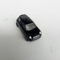 Mini Cooper S метална количка, снимка 2 - Колекции - 32594036