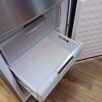 Хладилник с фризер  SIEMENS, снимка 9 - Хладилници - 43572206