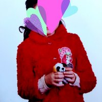 Детско червено пухено палто,  6 - 7 години, 116, снимка 1 - Детски якета и елеци - 28448989