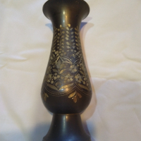 Месингова ваза с декорация, снимка 2 - Вази - 44894325