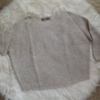 СТРАХОТЕН дамски бежов пуловер със 7/8 дължина на ръкава , снимка 1 - Блузи с дълъг ръкав и пуловери - 38511002