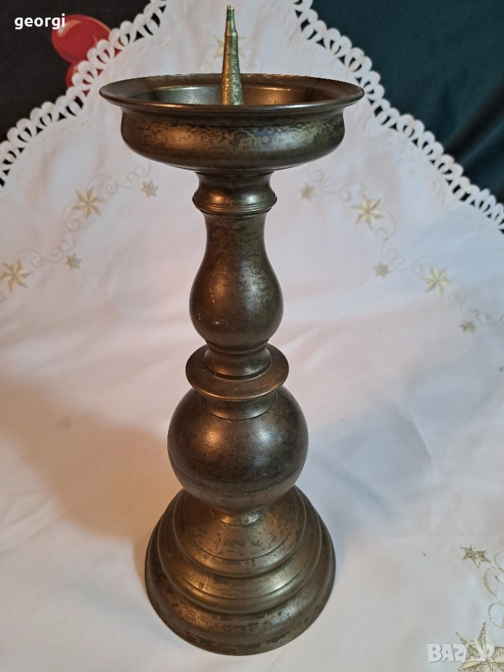 масивен бронзов свещник 32/1, снимка 1