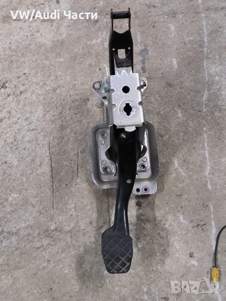 Педал спирачка за Голф 5 Пасат Туран Джета VW Golf 5 Passat Touran Jetta Caddy 1K1721057N, снимка 1