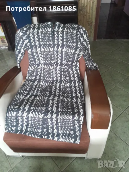 Вносна дамска рокля, снимка 1