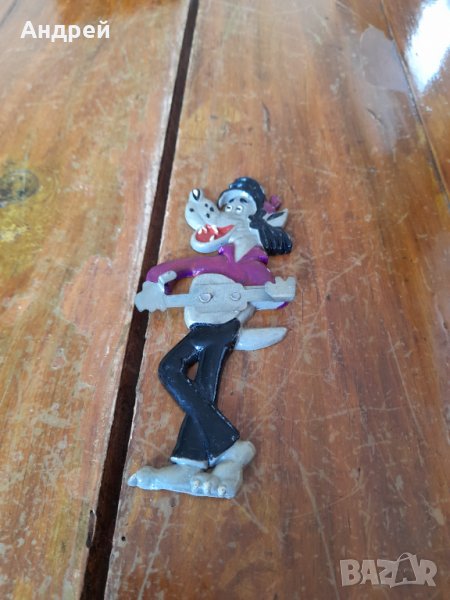 Стара фигурка Ну Погоди #2, снимка 1