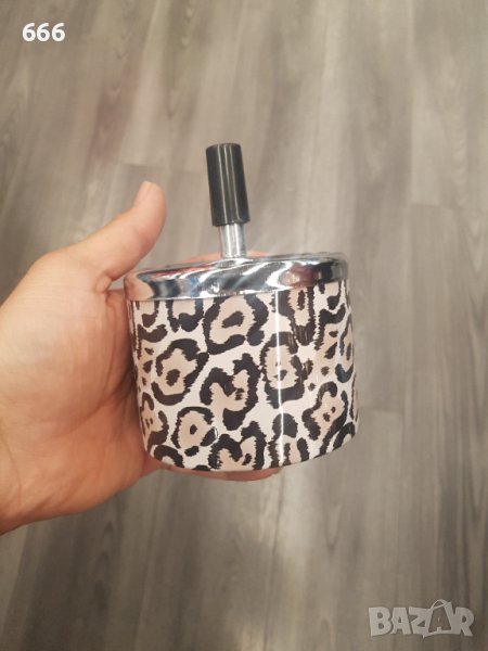 Пепелници, снимка 1