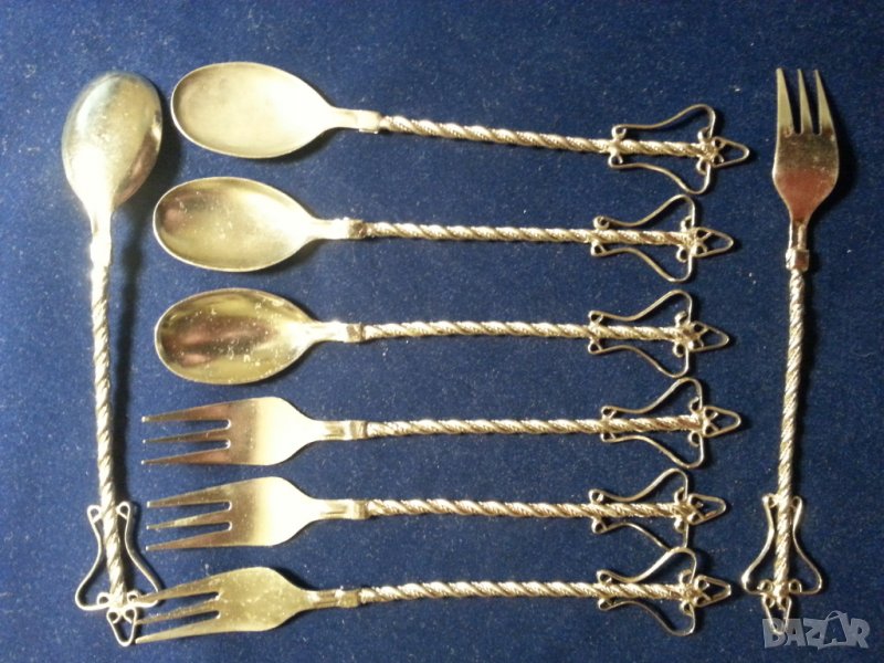 комплект малки лъжички и вилички (2 х 4 бр.), с "осукани" дръжки, от СССР, снимка 1