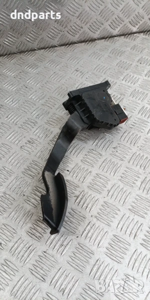 Потенциометър на газта Opel Corsa D 1.3CDTi 2010г. 13305804 EB	, снимка 1