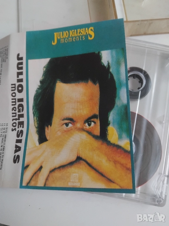 Julio Iglesias – Momentos - аудио касета музика, снимка 1
