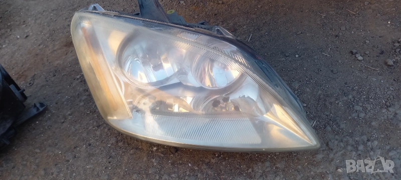 Десен фар Ford Focus C-Max, снимка 1