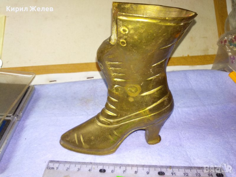 Старо ГОЛЯМО КОЛЕКЦИОНЕРСКО КРАСИВО ШАРМАНТНО БРОНЗОВО ДАМСКО БОТУШЧЕ - ВАЗА МАЙСТОРСКА РАБОТА 42754, снимка 1