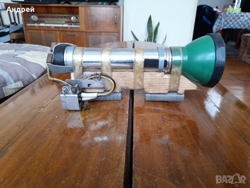 Стар уред за нощен лов,фенер, снимка 1