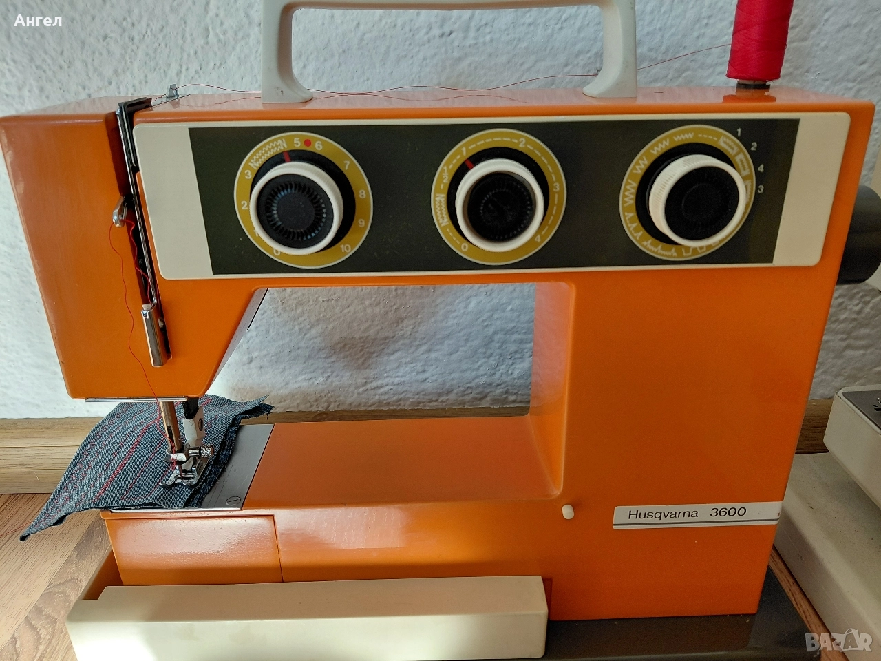 Шевна машина Husqvarna , снимка 1