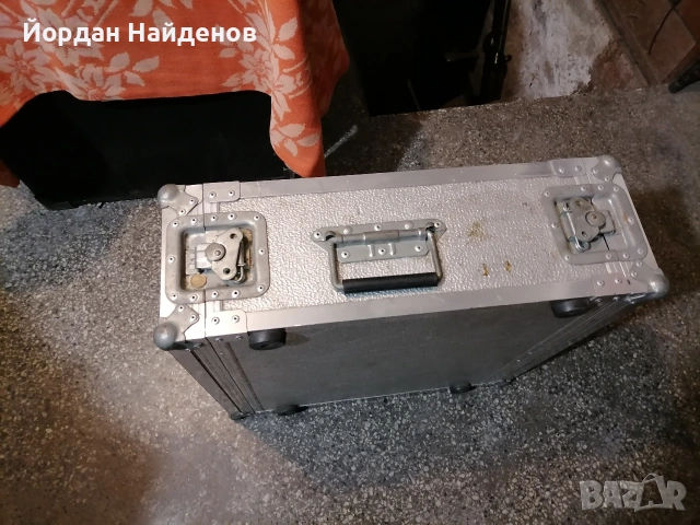 PEAVEY CS 3000 G КРАИНО. СТАРАЛО МОСВЕТ, снимка 5 - Ресийвъри, усилватели, смесителни пултове - 53089217